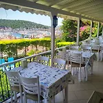 Yalcin Hotel Çeşme