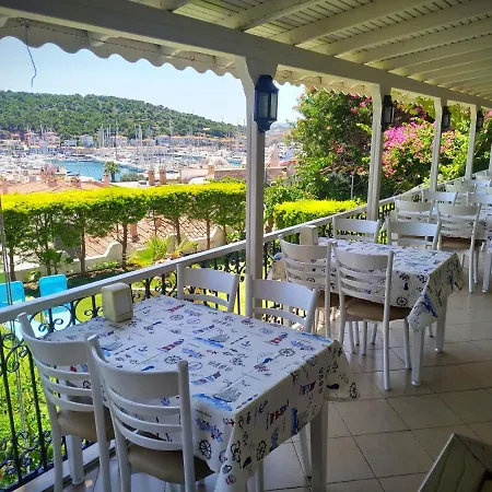 亚尔钦酒店 酒店 Çeşme