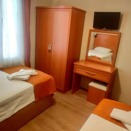 Yalcin Ξενοδοχείο 2*