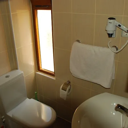 亚尔钦酒店 2* Çeşme