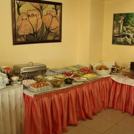 Ξενοδοχείο Yalcin 2*