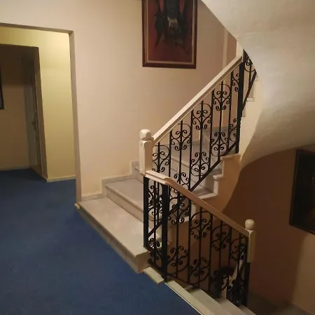 Ξενοδοχείο Yalcin